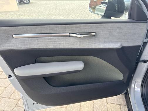 Vapour Grey Metallic 2026 Volvo EX30 Cross Country Ultra, Twin Motor Performance, Fully electric