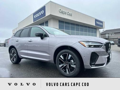 Aurora Silver 2026 Volvo XC60 B5 Plus