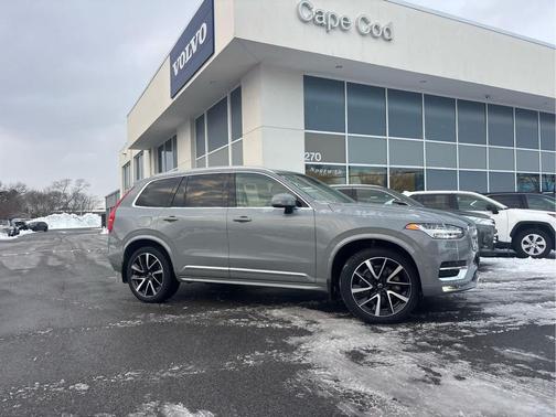 2024 Volvo XC90 B5 Plus Bright Theme