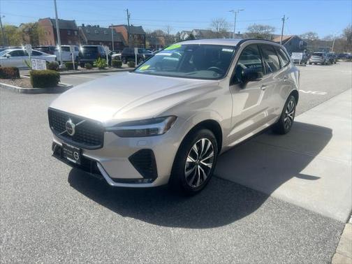 2025 Volvo XC60 B5 Core