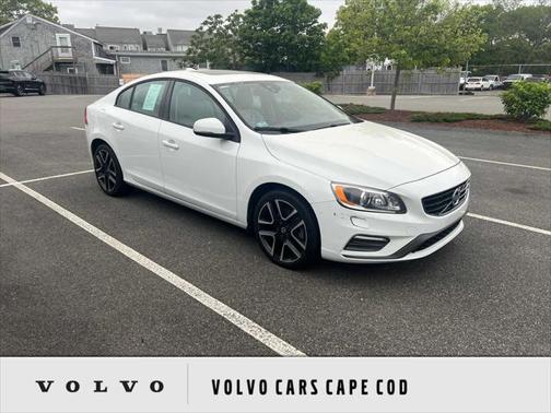 2017 Volvo S60 T5 Dynamic