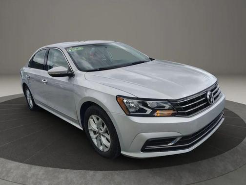 2016 Volkswagen Passat 1.8T S