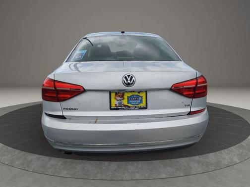 2016 Volkswagen Passat 1.8T S