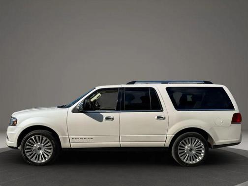 2016 Lincoln Navigator L Reserve