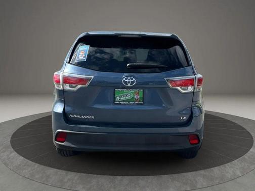 2015 Toyota Highlander LE