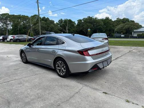 2021 Hyundai SONATA SEL