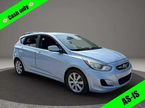 2012 Hyundai Accent SE