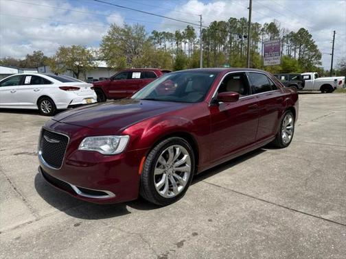2017 Chrysler 300 Limited