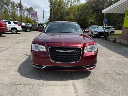 2017 Chrysler 300 Limited
