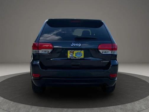 2015 Jeep Grand Cherokee Laredo