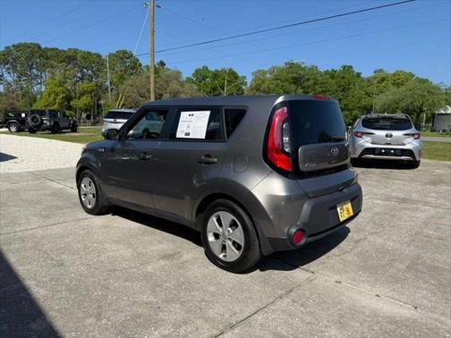 2016 Kia Soul Base