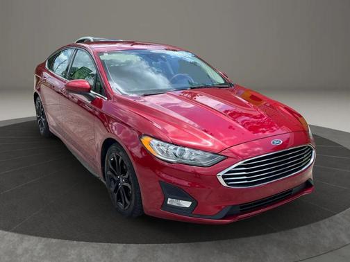 Ruby Red Metallic Tinted Clearcoat 2019 Ford Fusion SE
