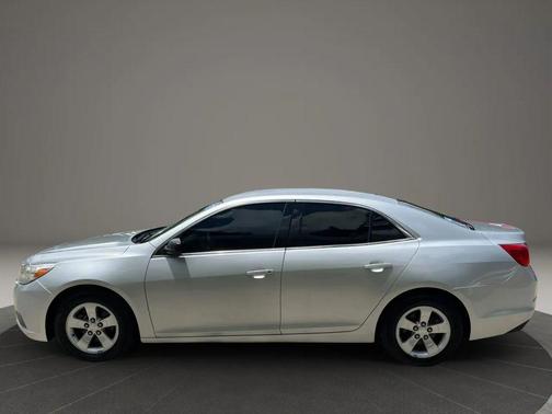Silver 2015 Chevrolet Malibu 1LS
