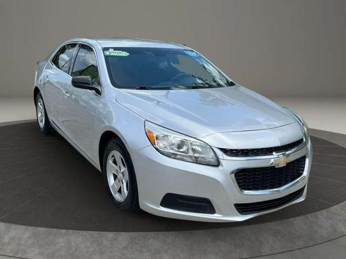 Silver 2015 Chevrolet Malibu 1LS