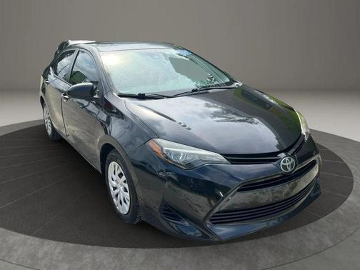 Black Sand Pearl 2017 Toyota Corolla LE