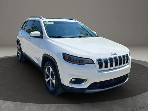 Bright White Clearcoat 2021 Jeep Cherokee Limited