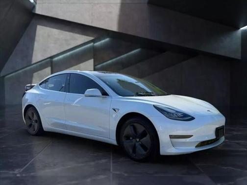 2020 Tesla Model 3 Standard Range Plus