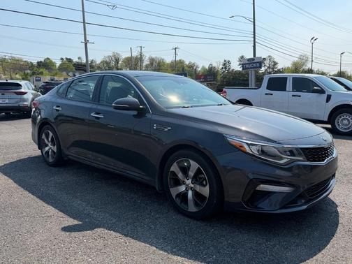 Platinum Graphite 2019 Kia Optima S