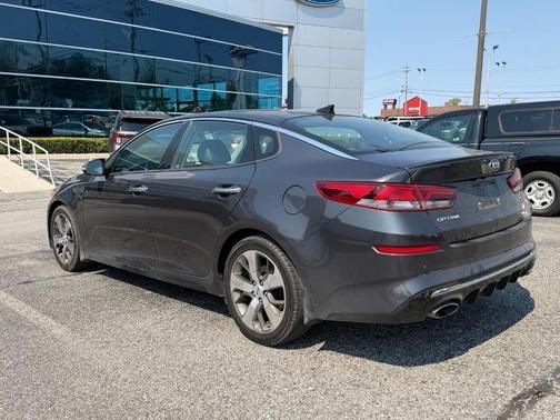 2019 Kia Optima S