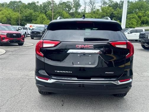 2024 GMC Terrain Denali