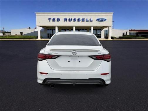 Aspen White 2023 Nissan Sentra SR