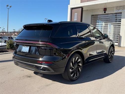 2025 Lincoln Nautilus Reserve