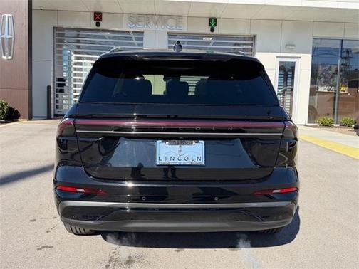 2025 Lincoln Nautilus Reserve