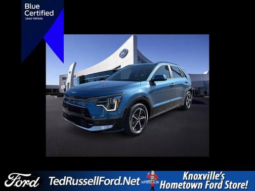 Mineral Blue 2024 Kia Niro SX