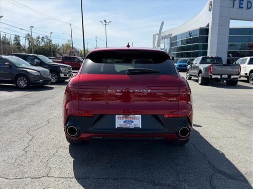 2024 Genesis GV70 2.5T