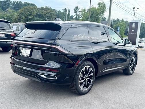 2025 Lincoln Nautilus Reserve