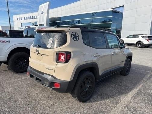 2017 Jeep Renegade Trailhawk