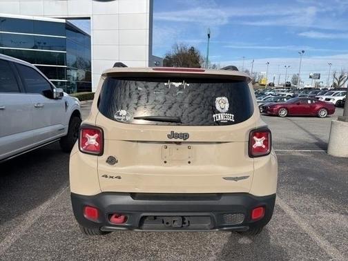 2017 Jeep Renegade Trailhawk