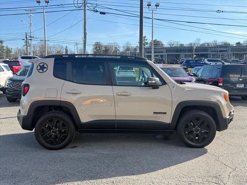 2017 Jeep Renegade Trailhawk