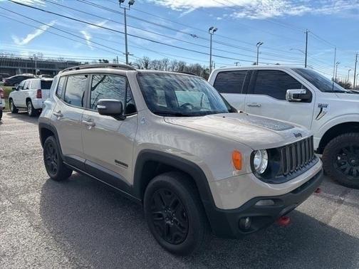 2017 Jeep Renegade Trailhawk
