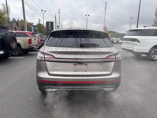 2020 Lincoln Nautilus Reserve