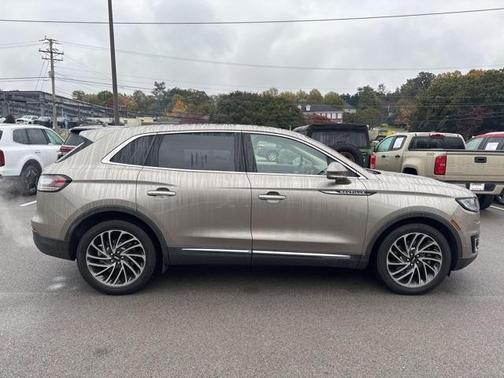 2020 Lincoln Nautilus Reserve