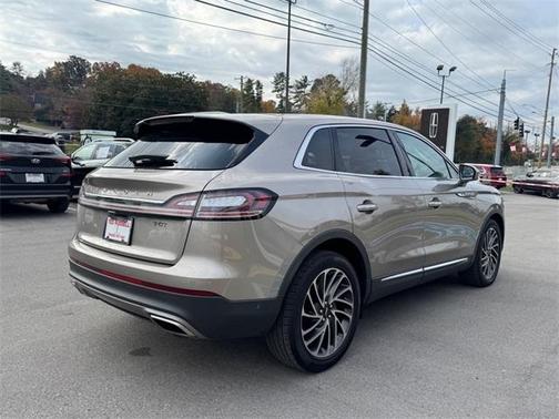 2020 Lincoln Nautilus Reserve