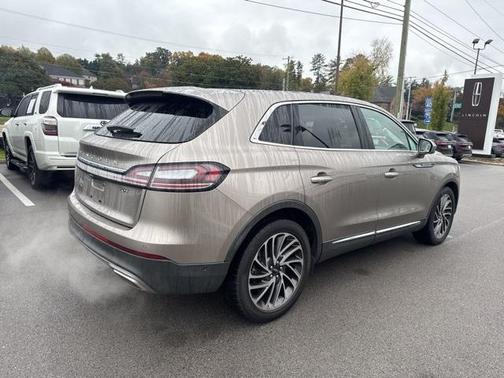 2020 Lincoln Nautilus Reserve