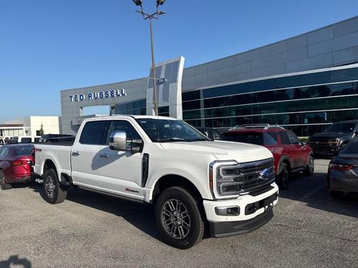 White Metallic 2026 Ford F-250 Platinum