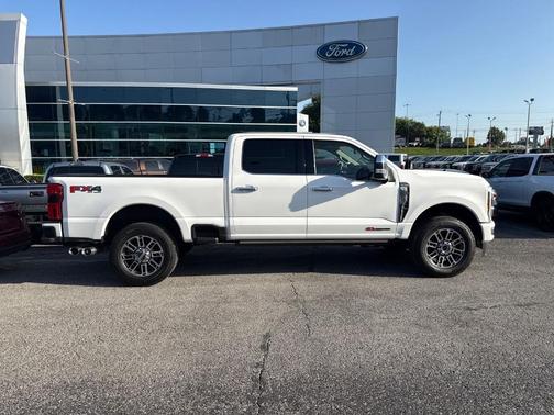 White Metallic 2026 Ford F-250 Platinum