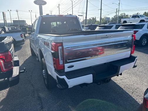 White Metallic 2026 Ford F-250 Platinum