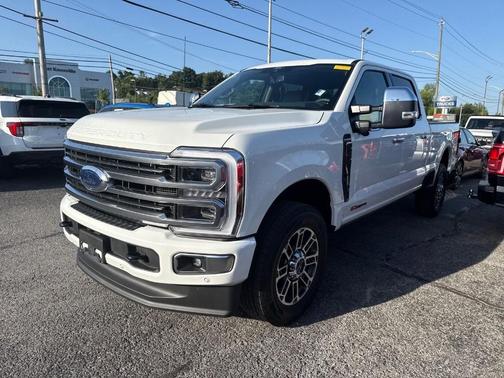 White Metallic 2026 Ford F-250 Platinum
