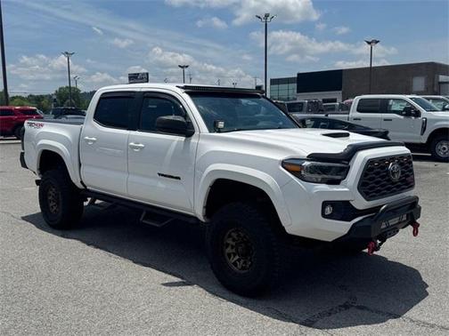 2021 Toyota Tacoma TRD Sport