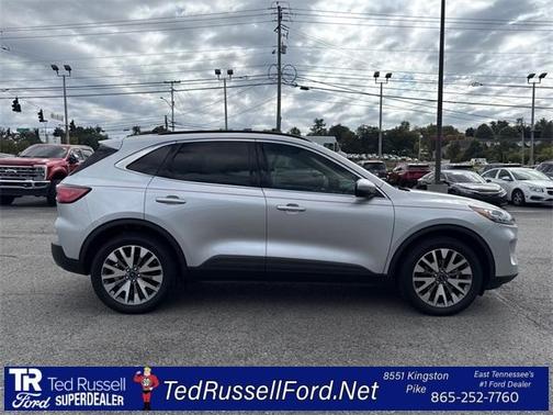 2020 Ford Escape Titanium