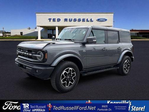 Gray Metallic 2024 Ford Bronco Outer Banks