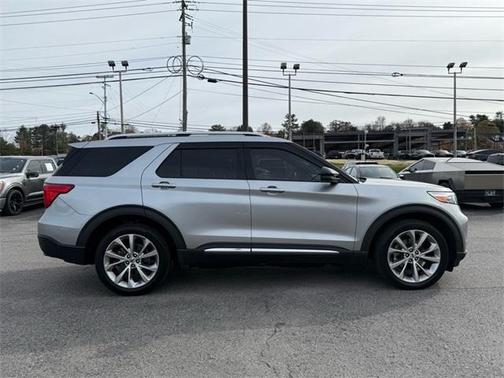 2021 Ford Explorer Platinum