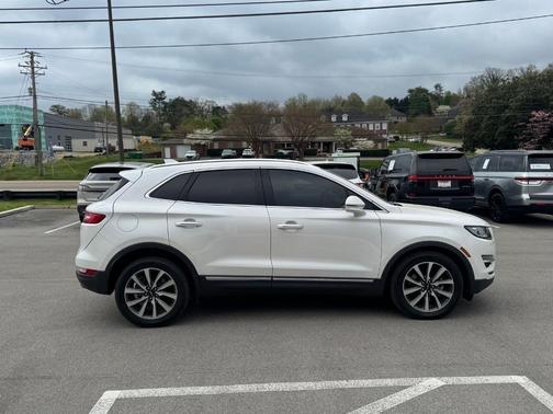 White Platinum Clearcoat Metallic 2019 Lincoln MKC Reserve