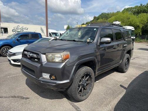 Magnetic Gray Metallic 2013 Toyota 4Runner SR5