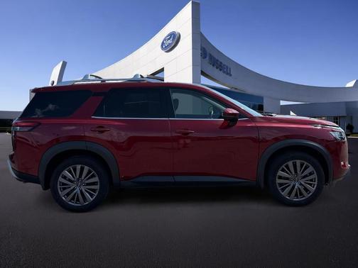 Scarlet Ember 2023 Nissan Pathfinder SL