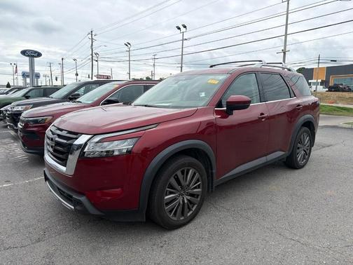 Scarlet Ember 2023 Nissan Pathfinder SL